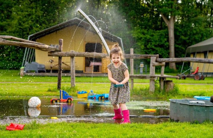 FarmCamps De Geele Bosch - Safari Zelte Friesland